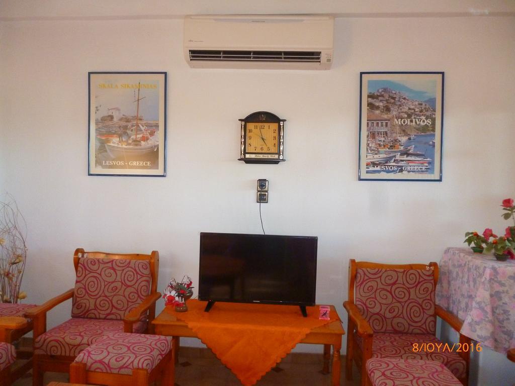 Golden Sun Rooms Pyrgi Thermis Exterior foto
